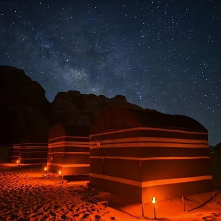 Wadi Rum Magic Nature Camp מראה חיצוני תמונה